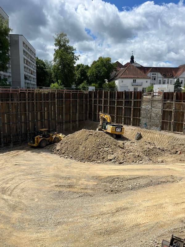 Grundschule Harlaching: Baugrube