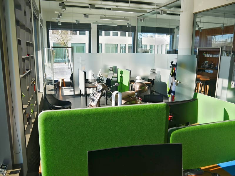 Arbeitsplätze im Stadtbüro